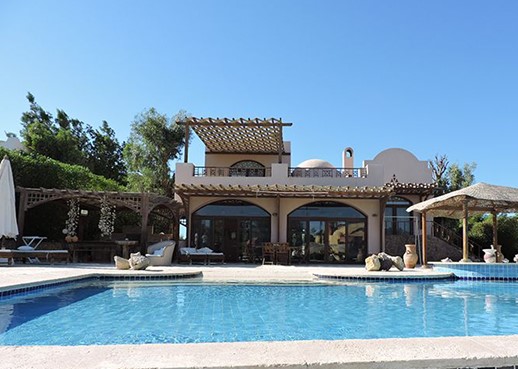 Prime location villa in New Nubia